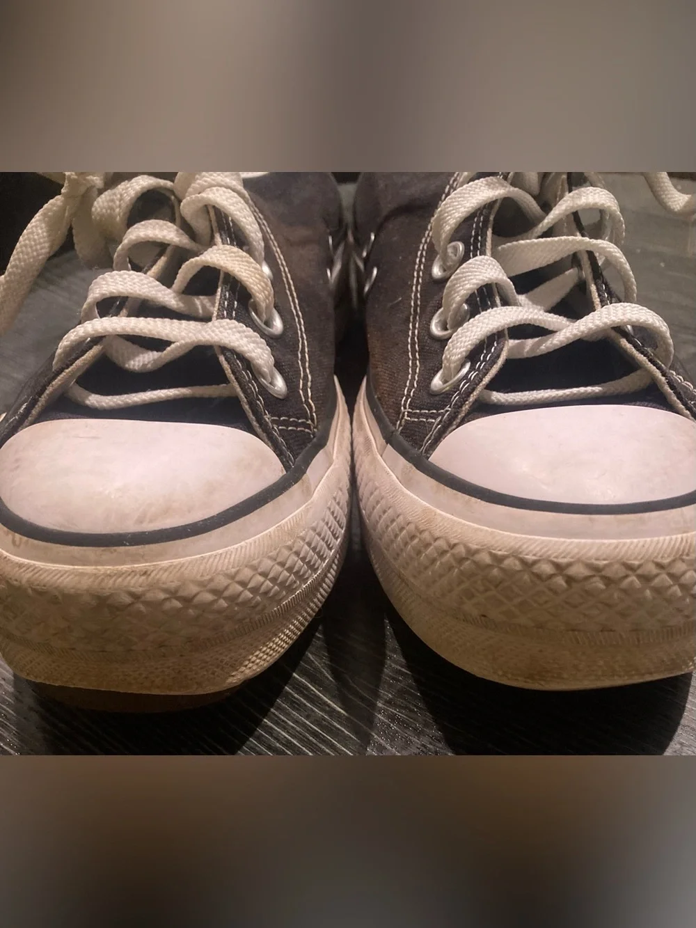 Converse Women’s High Tops 7.5 EUC